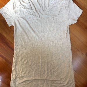 Zara Outfitters Womans L Tee